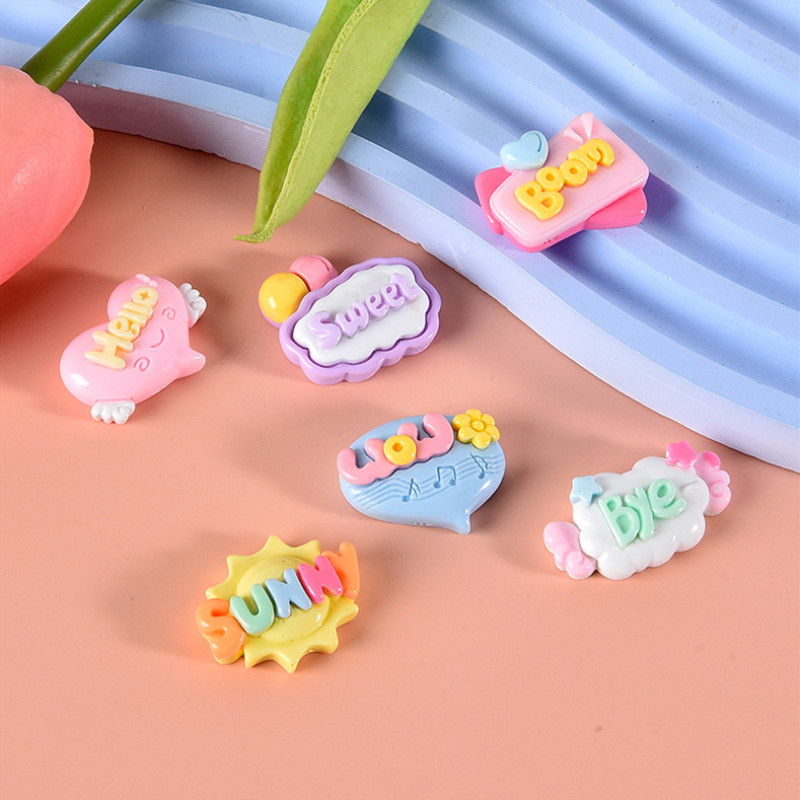 Resin Art Letter Keychain - 10/20/30 szt. Urocze płaskie żywiczne ozdoby